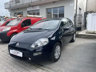 Usata Fiat Punto 95 CV (69 kW) 2018 Blu/azzurro Utilitaria