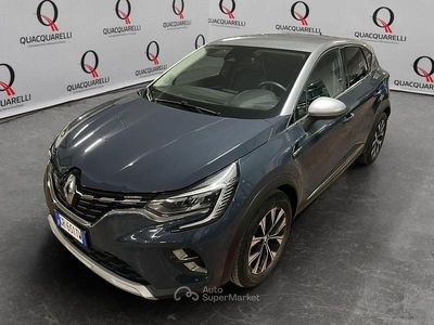 Usata Renault Captur Techno 143 CV (105 kW) 2023 Blu/azzurro SUV