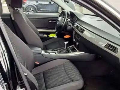 Usata BMW 318 Efficient Dynamics 145 CV (106 kW) 2010 Nero Berlina