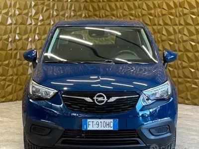Usata Opel Crossland X 102 CV (75 kW) 2018 Blu SUV