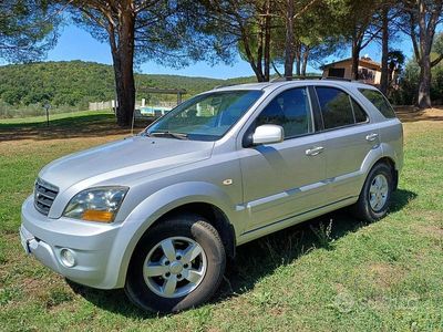 Begagnad Kia Sorento 170 HK (125 kW) 2007 Grå SUV