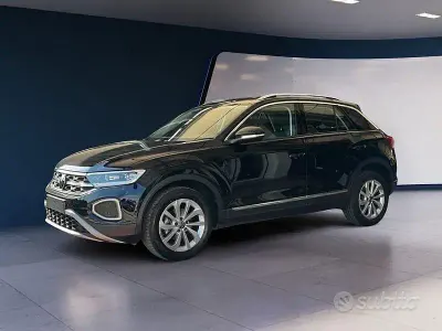 Usata VW T-Roc Style 116 CV (85 kW) 2025 Nero SUV