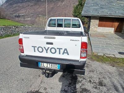 Usata Toyota HiLux 2012 Bianco Pick-up
