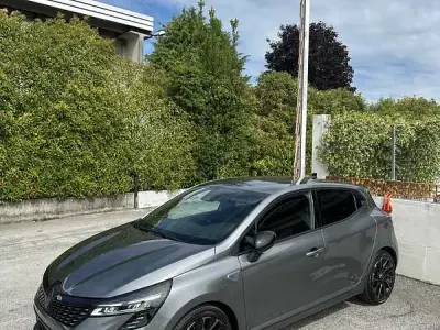 Usata Renault Clio V Esprit Alpine 91 CV (66 kW) 2024 Berlina