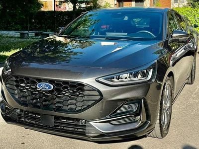 Usata Ford Focus ST-Line 125 CV (91 kW) 2023 Nero Berlina