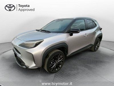 Usata Toyota Yaris Cross 116 CV (85 kW) 2022 Grigio SUV