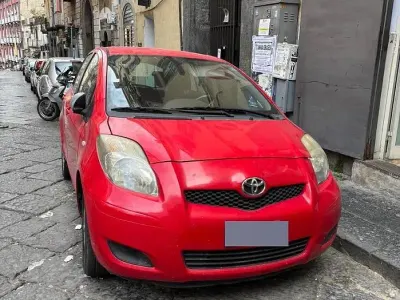 Begagnad Toyota Yaris 69 HK (50 kW) 2011 Halvkombi