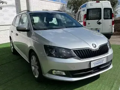 Usata Skoda Fabia Style 105 CV (77 kW) 2016 Grigio Station wagon