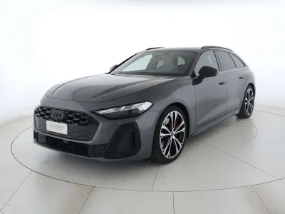 Nuova Audi A5 S-Line 367 CV (269 kW) 2026 Grigio daytona perlato Station wagon