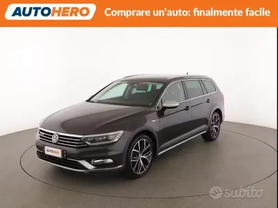 Usata VW Passat 239 CV (175 kW) 2018 Grigio Station wagon