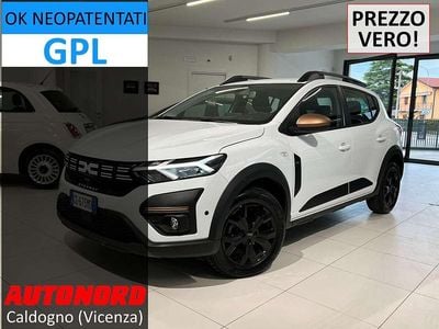 Begagnad Dacia Sandero Extreme 101 HK (74 kW) 2024 Vit Sedan
