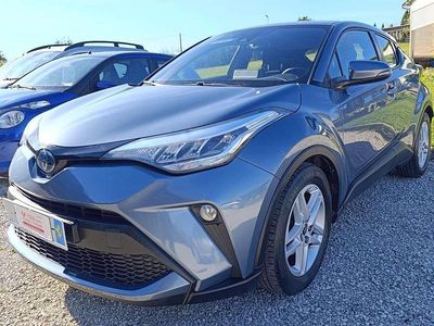 Usata Toyota C-HR Active 98 CV (72 kW) 2022 Celestial gray SUV