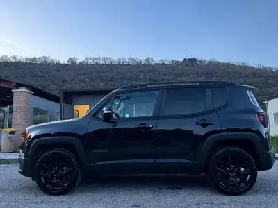 Usata Jeep Renegade Limited 140 CV (102 kW) 2018 Nero SUV