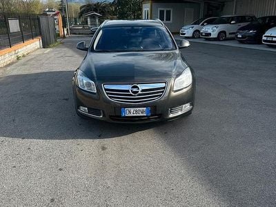 Usata Opel Insignia Cosmo 160 CV (117 kW) 2012 Marrone Station wagon