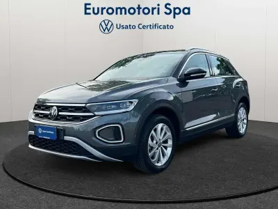 Usata VW T-Roc Style 110 CV (80 kW) 2023 Grigio SUV