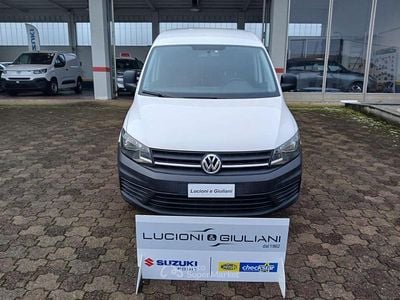 Usata VW Caddy 102 CV (75 kW) 2018 Bianco Monovolume