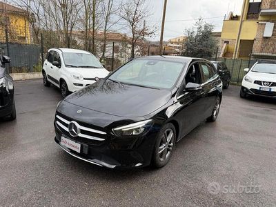 Usata Mercedes B160 95 CV (69 kW) 2020 Nero metallizzato Monovolume
