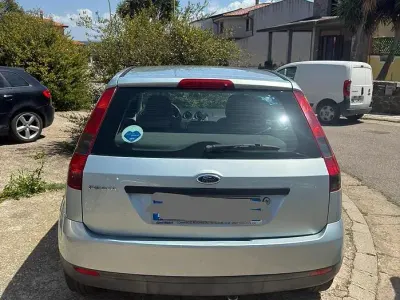 Usata Ford Fiesta 2003 Grigio Utilitaria