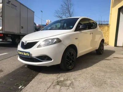 Usata Lancia Ypsilon 80 CV (58 kW) 2016 Other Utilitaria