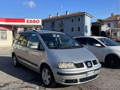 Usata Seat Alhambra Stylance 131 CV (96 kW) 2005 Argento Monovolume