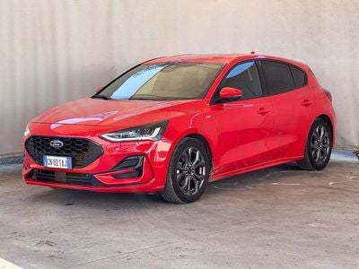 Rosso Usata 2023 Ford Focus ST-Line X Berlina | 21.120 € (Buon prezzo)