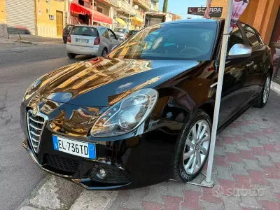 Usata Alfa Romeo Giulietta Distinctive 105 CV (77 kW) 2012 Nero Utilitaria