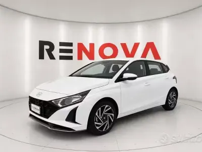 Usata Hyundai i20 100 CV (73 kW) 2024 Bianco Utilitaria