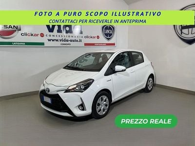 Usata Toyota Yaris Hybrid Business Edition 73 CV (53 kW) 2020 Bianco Berlina
