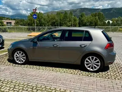 Usata VW Golf VII Highline 110 CV (80 kW) 2017 Grigio Berlina