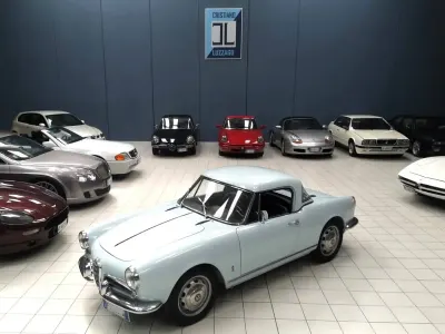Usata Alfa Romeo Giulietta 80 CV (58 kW) 1963 Blu Cabrio