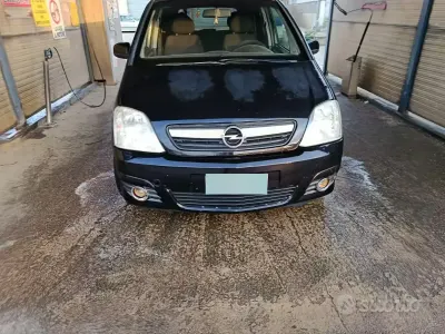 Usata Opel Meriva 101 CV (74 kW) 2007 Nero Monovolume