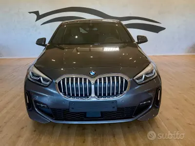 Usata BMW 116 M Sport 116 CV (85 kW) 2021 Grigio Utilitaria