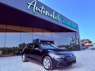 Usata VW Golf VIII 110 CV (80 kW) 2022 Nero Berlina