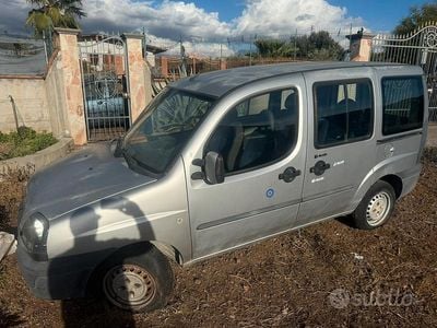 Usata Fiat Doblò 63 CV (46 kW) 2004 Monovolume