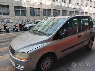 Usata Fiat Multipla 2004 Grigio Monovolume