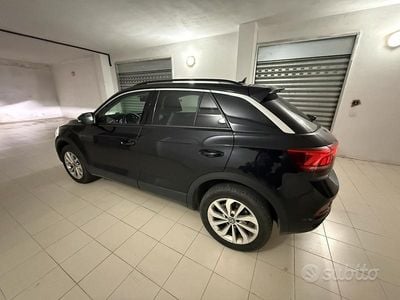 Usata VW T-Roc Edition 115 CV (84 kW) 2024 Nero SUV