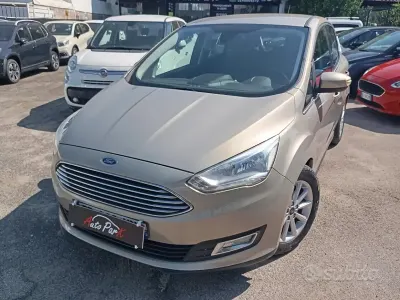Usata Ford C-MAX Titanium 125 CV (91 kW) 2017 Beige Monovolume