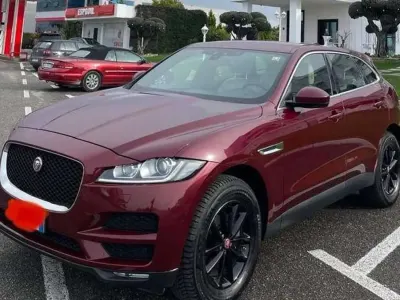 Usata Jaguar F-Pace Portfolio 179 CV (131 kW) 2016 Rosso SUV