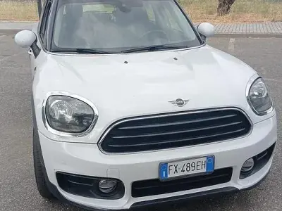 Usata Mini Cooper Countryman Hype 150 CV (110 kW) 2019 Bianco SUV