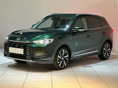 Usata MG ZS Luxury 197 CV (144 kW) 2025 Verde SUV