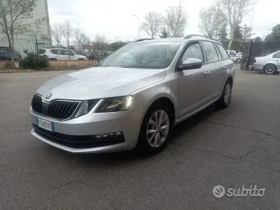 Usata Skoda Octavia 130 CV (95 kW) 2019 Grigio Station wagon