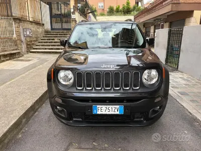 Usata Jeep Renegade Longitude 120 CV (88 kW) 2016 Marrone SUV