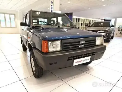 Usata Fiat Panda 4x4 Club 50 CV (36 kW) 1993 Blu Utilitaria