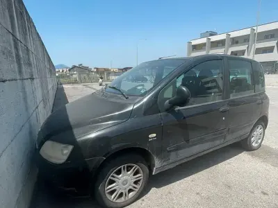 Usata Fiat Multipla 103 CV (75 kW) 2008 Nero Monovolume