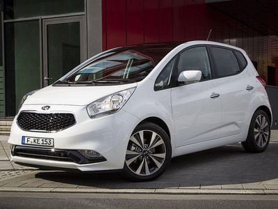 Begagnad Kia Venga 90 HK (66 kW) 2016 Vit Halvkombi