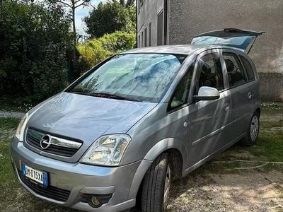 Occasion Opel Meriva 105 ch (77 kW) 2007 Gris Monospace