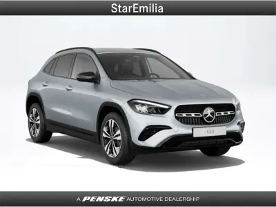 Nuova Mercedes GLA200 Advanced Plus 163 CV (119 kW) 2026 Argento SUV