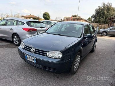 Usata VW Golf IV Highline 2000 Grigio Berlina