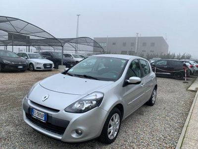 usata Renault Clio 1.2 16V 5 porte Live!*NEOPATENTATI*