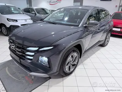 Nuova Hyundai Tucson Blackline 136 CV (100 kW) 2026 Grigio SUV